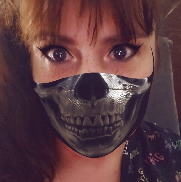 Profile Picture of Tonya Riggs (@tonyalanell) on Poshmark