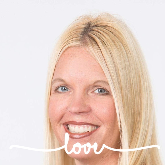 Profile Picture of Faith Gleeson (@faithgleeson) on Poshmark