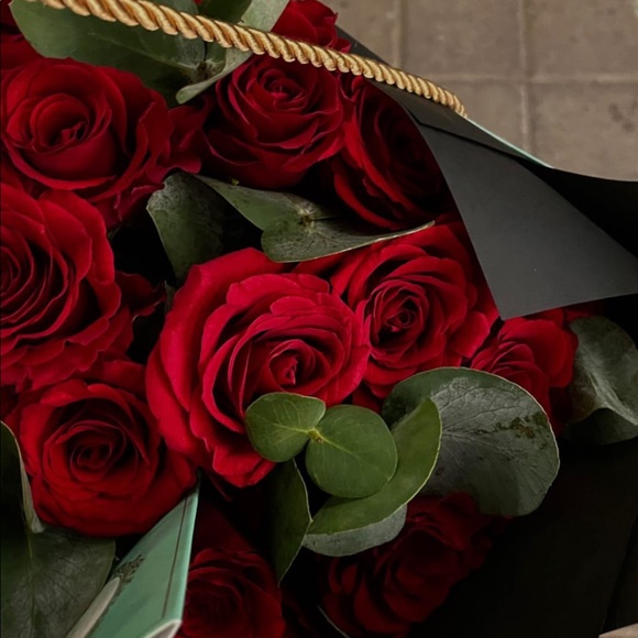 Profile Picture of Ghada Al (@ghada_al) on Poshmark