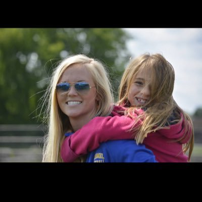 Profile Picture of Ava Walker (@sky_walker07) on Twitter