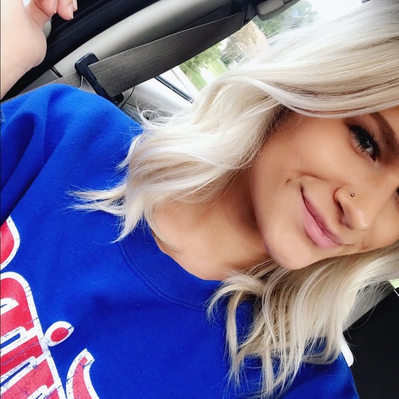 Profile Picture of Sawyer Broberg (@sbroberg11) on Poshmark