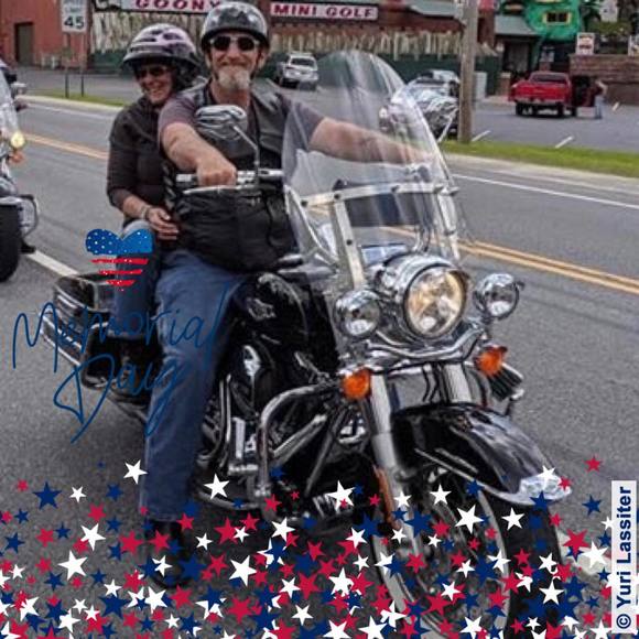 Profile Picture of Pam Aulicino (@pamaulicino) on Poshmark