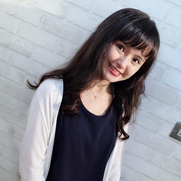 Hsin-ping Huang - Poshmark Profile Picture of Hsin-ping Huang (@hsinping1992) on Poshmark