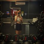 Profile Picture of Louise Apperley (@louisedoesfitnesss) on Instagram