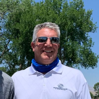Profile Picture of Chad Peters (@coachlbhoops) on Twitter
