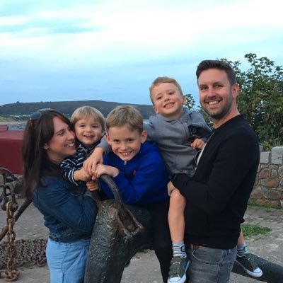 Profile Picture of Jonathan Wiedemann (@Wieders80) on Twitter