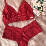 Profile Picture of Pâmela e Thai ( Lingerie) (@loveromance0708) on Instagram