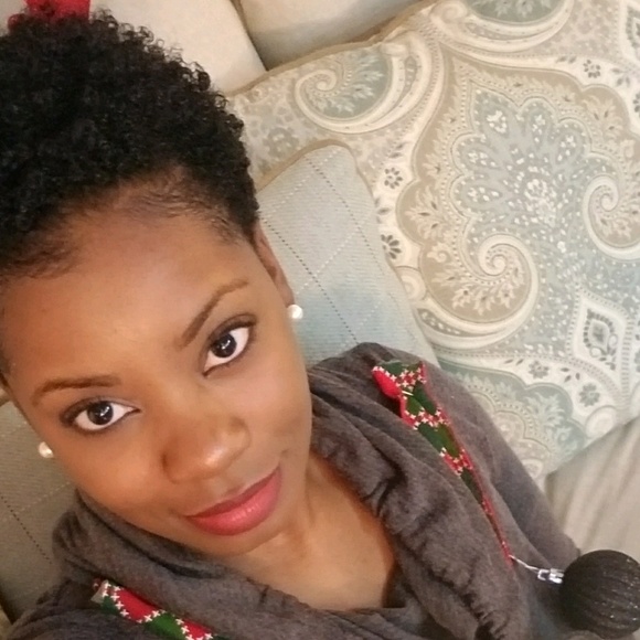 Profile Picture of Kayla Beamon (@arkaylab) on Poshmark