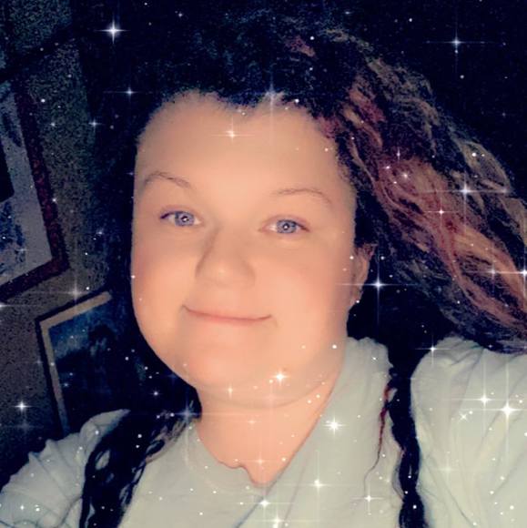 Profile Picture of Kayla Canler (@kaylacanler349) on Poshmark