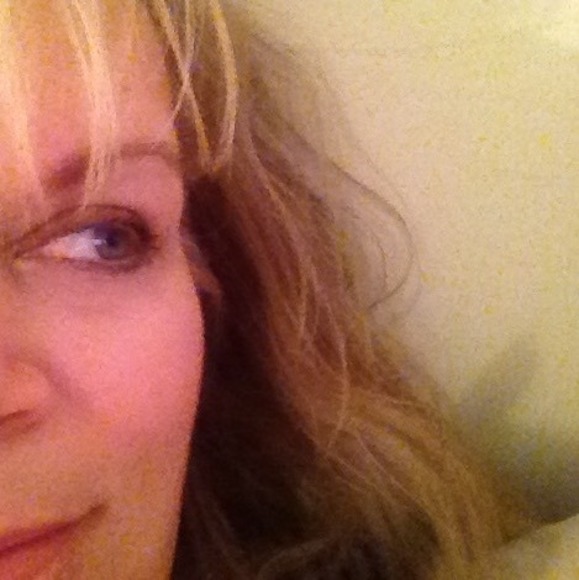 Profile Picture of Beth Pollack (@sbethc12) on Poshmark