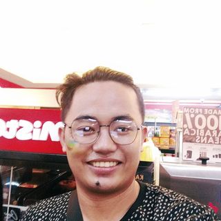 Profile Picture of Michael Go (myrachael) (@michael.go.967) on Facebook