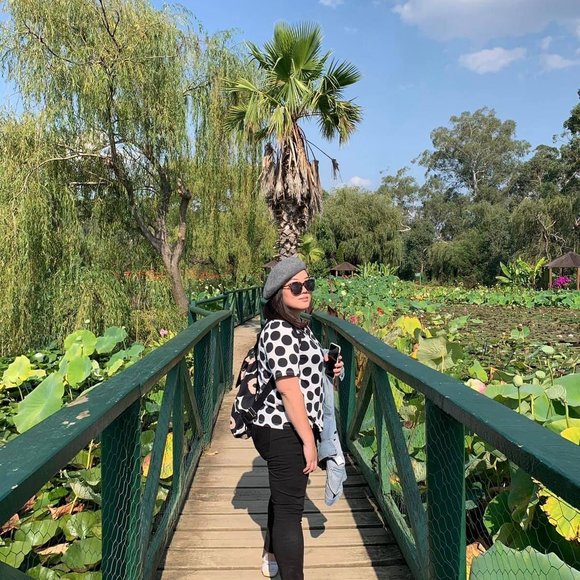 Profile Picture of Fiona Wong (@kaki2986) on Poshmark