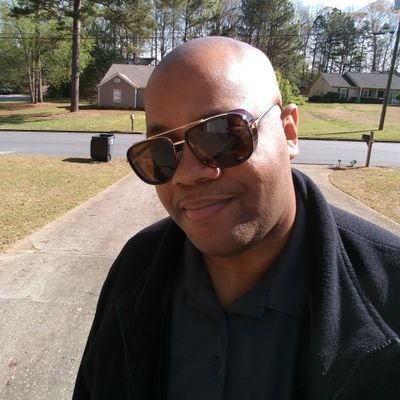 Profile Picture of Larry Clowers (@larryclowers81) on Twitter