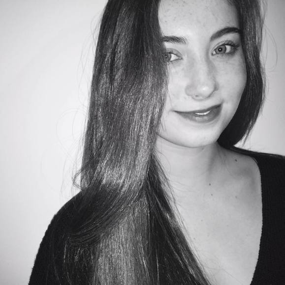 Profile Picture of Marie-lynn David (@marielynndavid) on Poshmark