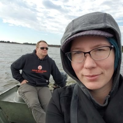 Profile Picture of Amanda Flack (@ElvareeA) on Twitter