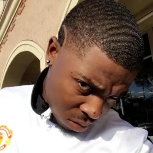 Profile Picture of Ralph Lewis (@arapplew) on Poshmark