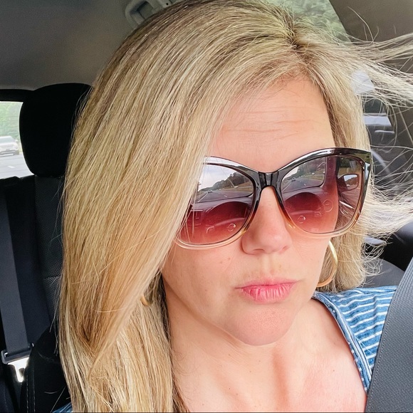 Jessica Fulghum - Poshmark Profile Picture of Jessica Fulghum (@starkj26) on Poshmark