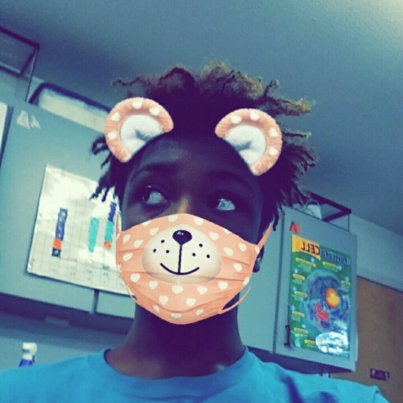 Profile Picture of Jonah Taylor (@nikonmadeddg) on Poshmark