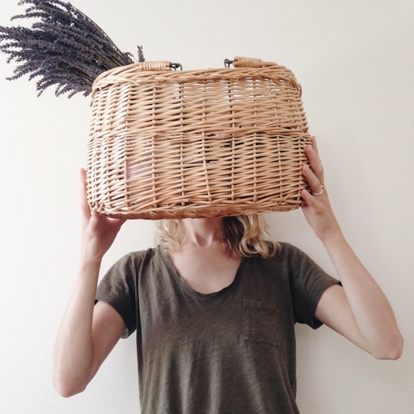Profile Picture of Taylor Peckover (@taylorpeckover) on Poshmark
