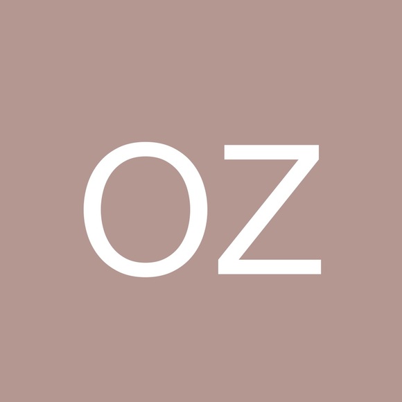 Profile Picture of Olivia Zarilla (@olivia_zarilla) on Poshmark