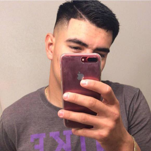 Profile Picture of Cristian Jauregui (@cristianj21) on Poshmark