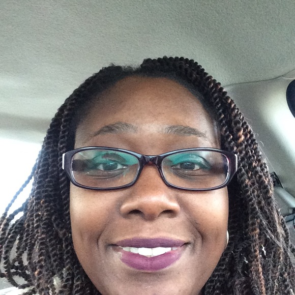 Profile Picture of Catrina Sampson (@csampson773) on Poshmark