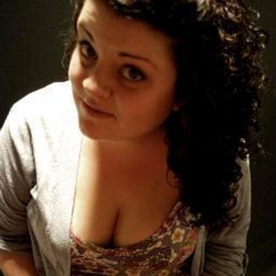 Profile Picture of Amanda Wisecarver (@SunnyDays12662) on Twitter