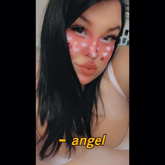 Devyn Mackenzie - Poshmark Profile Picture of Devyn Mackenzie (@stoneymackenzie) on Poshmark