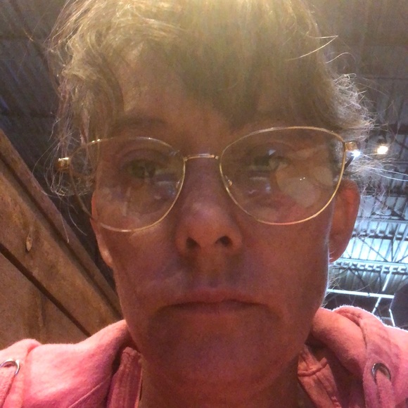 Profile Picture of Kylene Mearida (@kylenemearida) on Poshmark