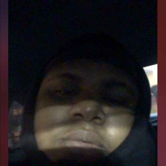 Profile Picture of Matthew Hartmann (@22clutxh) on Poshmark