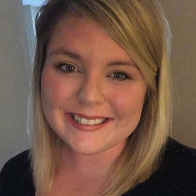 Profile Picture of Alison Crabtree (@alicrabtree17) on Twitter