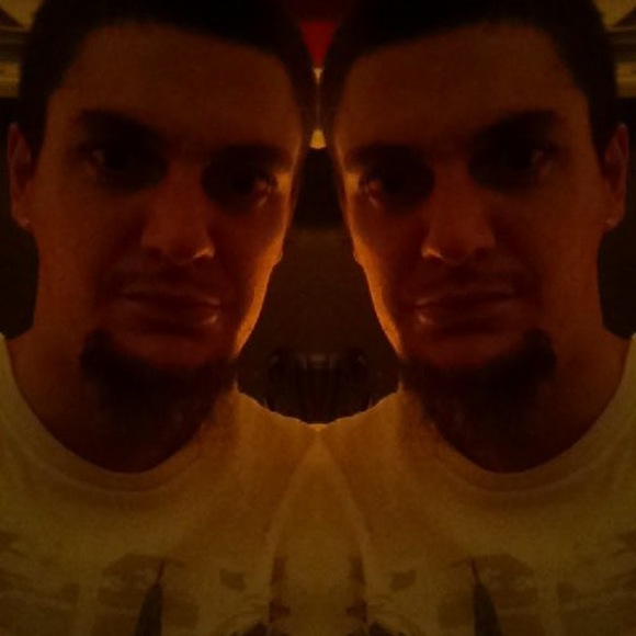 Profile Picture of Chad Severson (@chadseverson85) on Poshmark