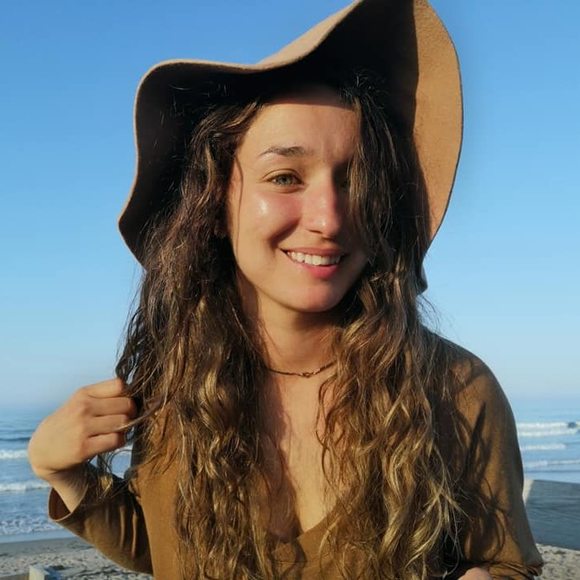 Profile Picture of Noëlle Garnier (@n_garnier) on Poshmark