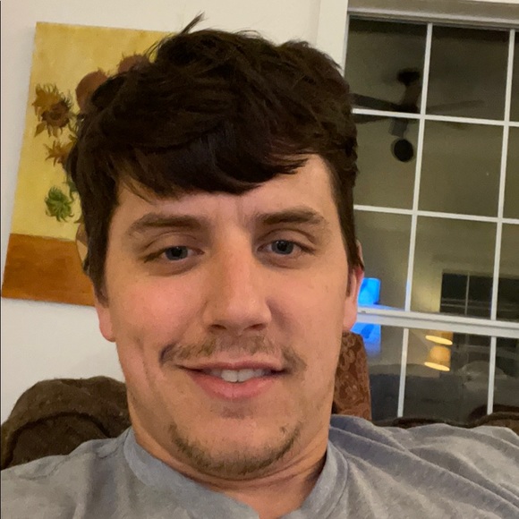 Profile Picture of Davis Kelly (@40dkextreme) on Poshmark