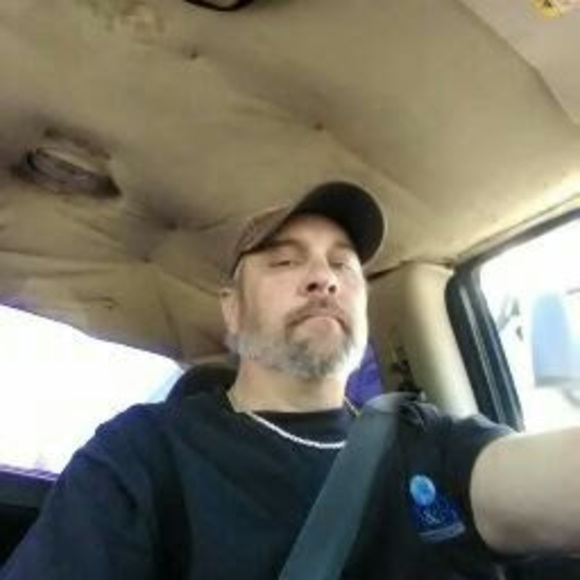 Profile Picture of David Barrymore (@maddbarrymore) on Poshmark