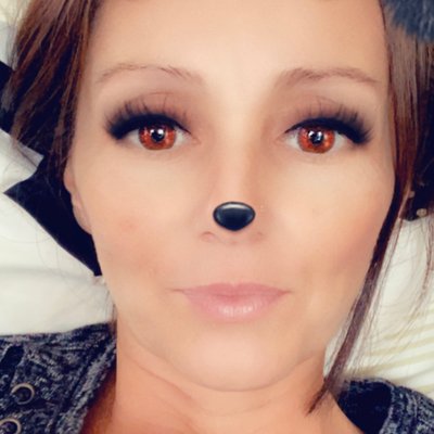 Profile Picture of Yvette Hansen (@summerhansem) on Twitter