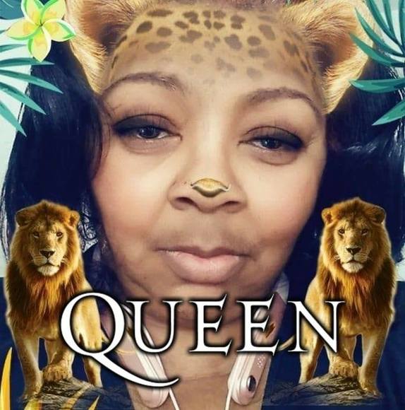 Profile Picture of Valarie James (@valjames) on Poshmark