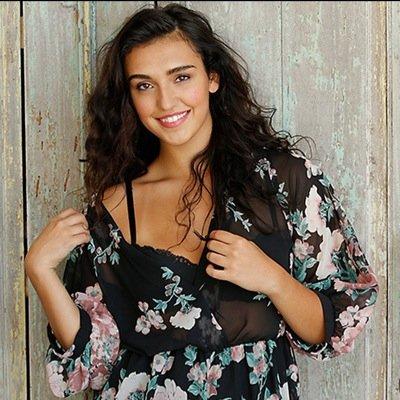 Profile Picture of Savannah Latimer (@Vanni_latimer28) on Twitter