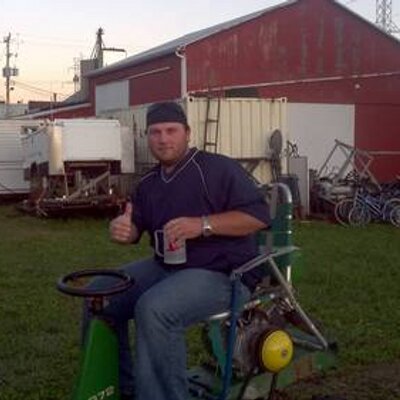 Profile Picture of Matt Warwick (@MonsterWarwick) on Twitter