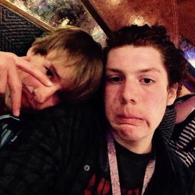 Profile Picture of Devin Petersen (@huggy_bear3252) on Twitter