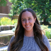 Profile Picture of Ellen Hogan (@ehogan13) on Youtube