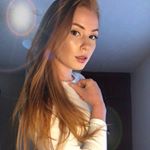 Profile Picture of M I R I A M   P I N D E R (@miriamshealinghabits) on Instagram