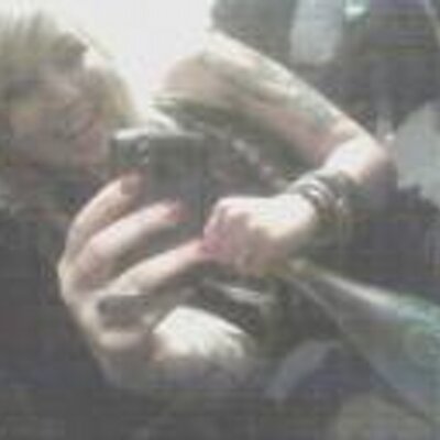 Profile Picture of Charlyn Capracotta (@Charlynyi4) on Twitter