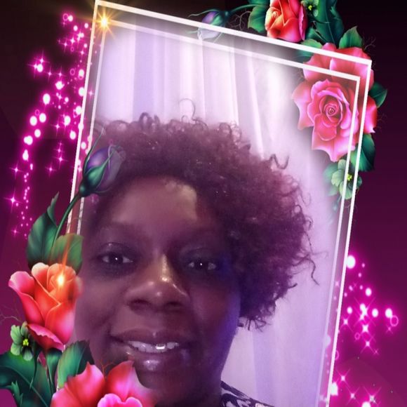 Profile Picture of Priscillagonnamakeithappen Rollerson (@prollerson) on Poshmark