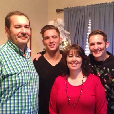 Profile Picture of Tammy Staton (@Trstaton418) on Twitter