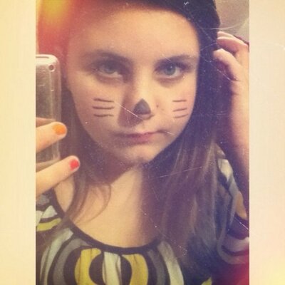 Profile Picture of Alyssa Simms (@AlyssaSimms) on Twitter