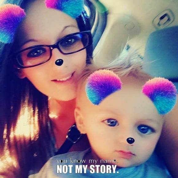 Profile Picture of Chandra Patterson (@chandramia) on Poshmark