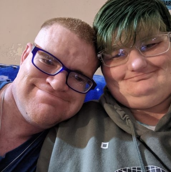 Profile Picture of Renee Bailey (@baileyrenee664) on Poshmark