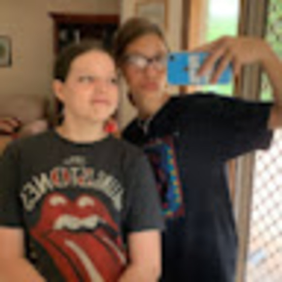 Profile Picture of Lola Reid (@lola27rd) on Poshmark