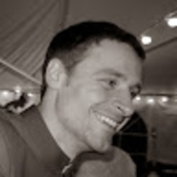 Profile Picture of Piotr Dabrowski (@dabrowski54) on Poshmark
